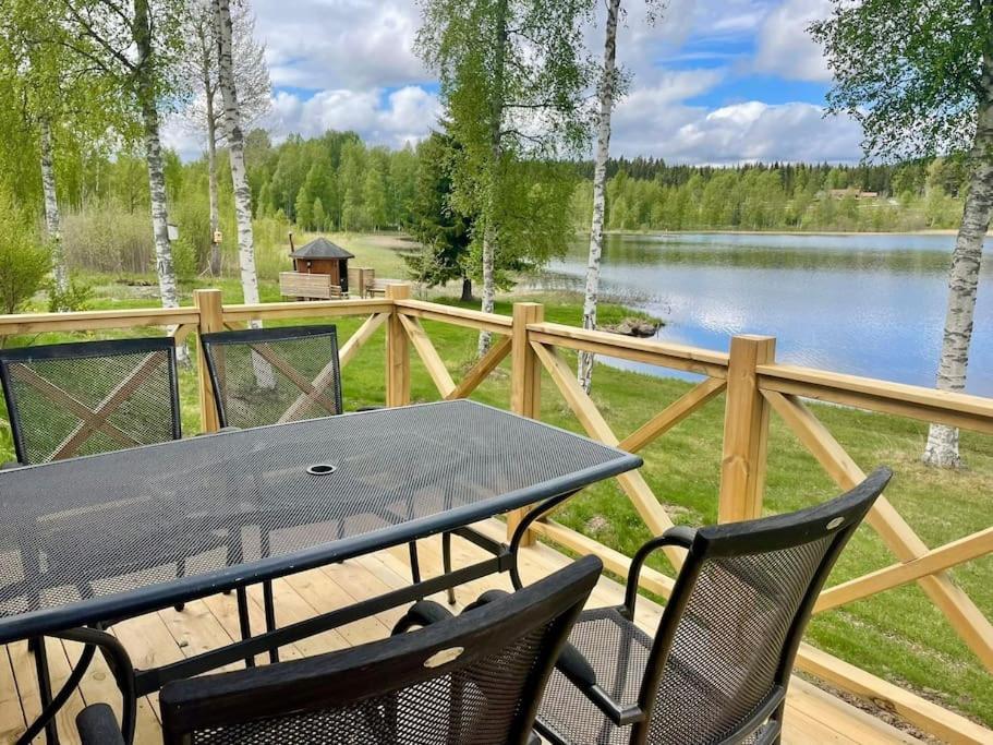 Mysig Stuga Med Sjoetomt, Naera Jaervsoebacken Zewnętrze zdjęcie