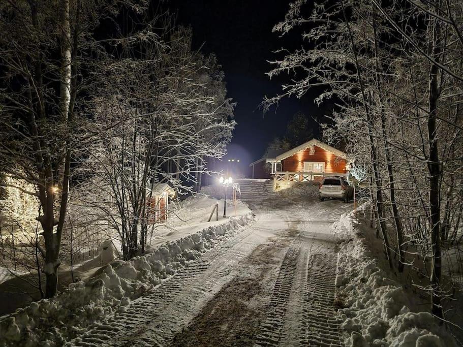 Mysig Stuga Med Sjoetomt, Naera Jaervsoebacken Zewnętrze zdjęcie